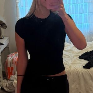 Black baby tee top